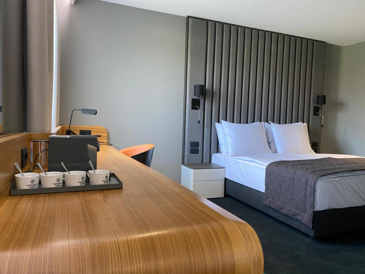 Habakuk Wellness & Event Hotel Μαριμπόρ Εξωτερικό φωτογραφία