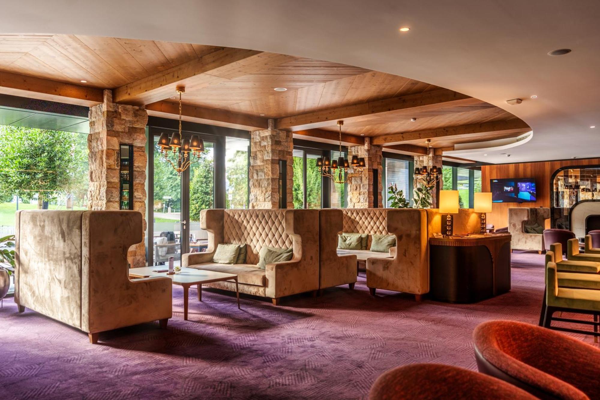 Habakuk Wellness & Event Hotel Μαριμπόρ Εξωτερικό φωτογραφία