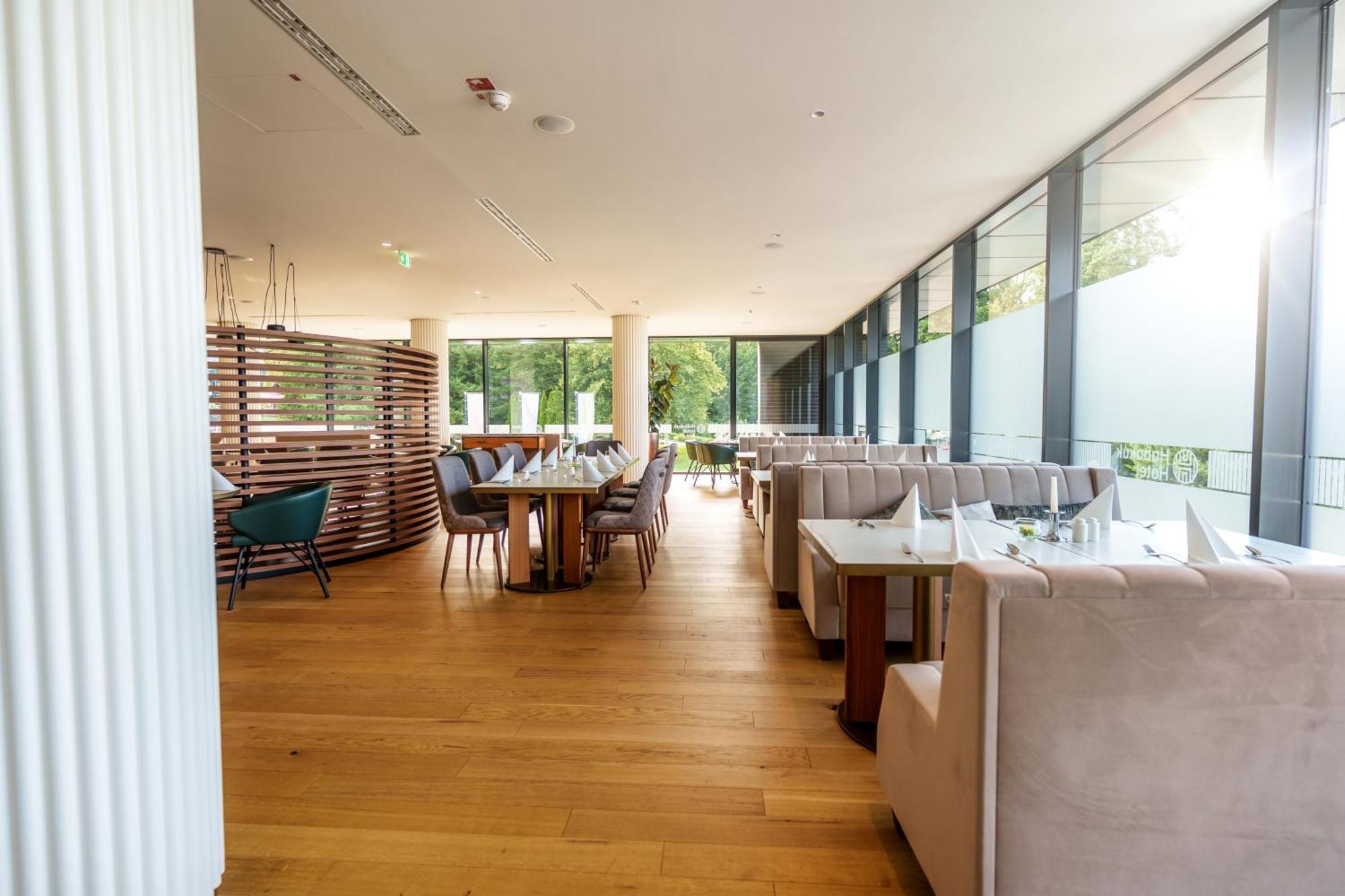 Habakuk Wellness & Event Hotel Μαριμπόρ Εξωτερικό φωτογραφία